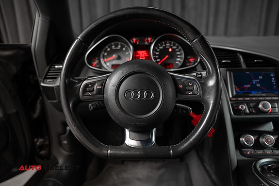 Audi R8 28 of 30