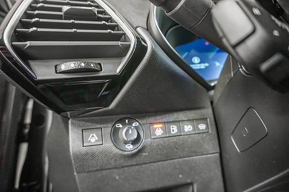 DS DS 7 Crossback 14 of 30