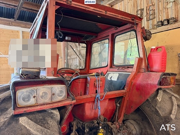 Massey Ferguson 185 2x4 traktor 14 of 28