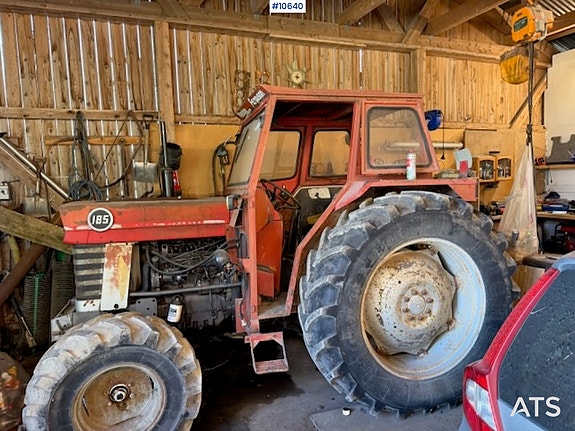 Massey Ferguson 185 2x4 traktor 7 of 28
