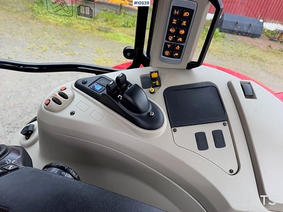 Massey Ferguson 2019 6714S 4X4 Traktor med frontlaster med 3.funksjon 30 of 30