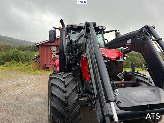 Massey Ferguson 2019 6714S 4X4 Traktor med frontlaster med 3.funksjon 4 of 30