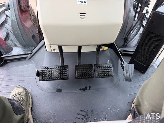 Massey Ferguson 2019 6714S 4X4 Traktor med frontlaster med 3.funksjon 27 of 30