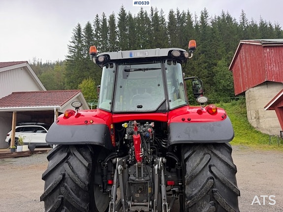 Massey Ferguson 2019 6714S 4X4 Traktor med frontlaster med 3.funksjon 17 of 30