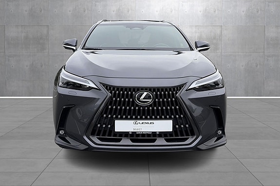 Lexus NX450h 2 of 26