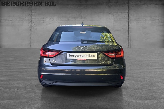 Audi A1 4 of 10