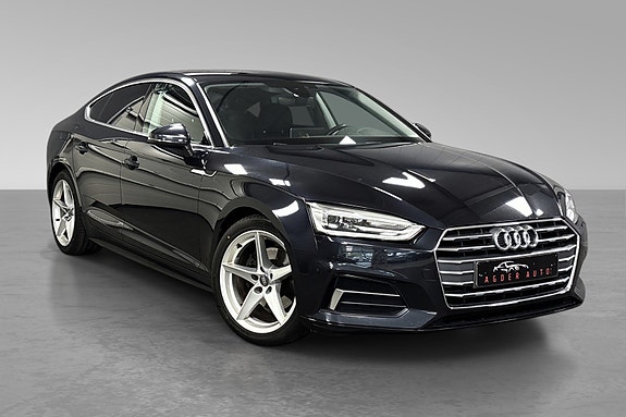 Audi A5 2 of 30