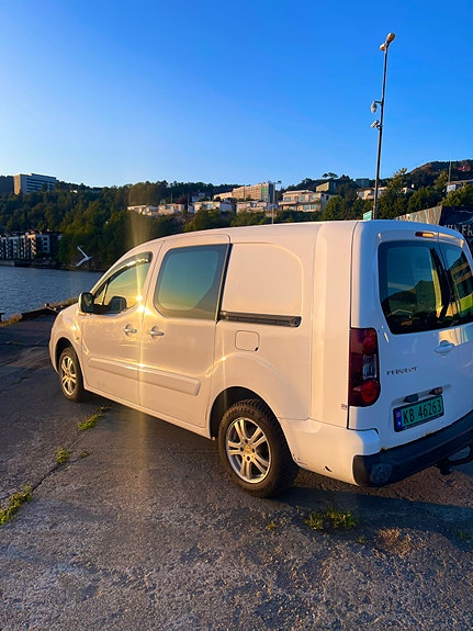 Peugeot Partner 5 of 6