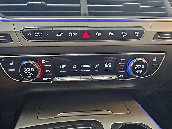 Audi Q7 20 of 30