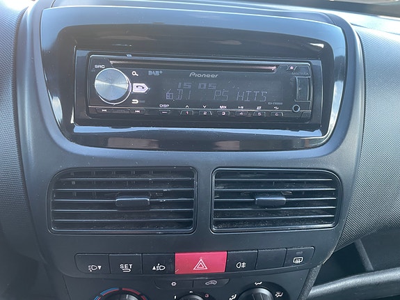 Opel Combo 11 of 18