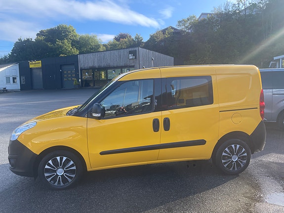 Opel Combo 8 of 18