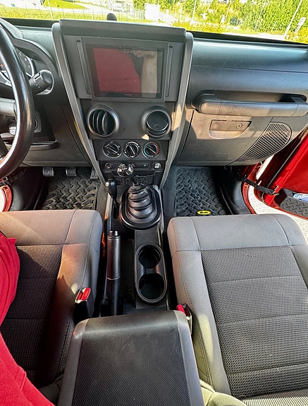 Jeep Wrangler 20 of 30
