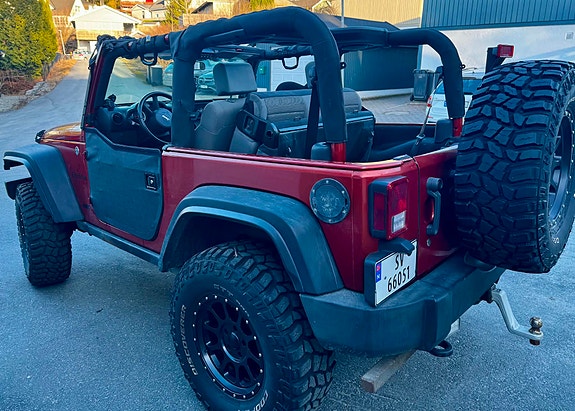 Jeep Wrangler 4 of 30
