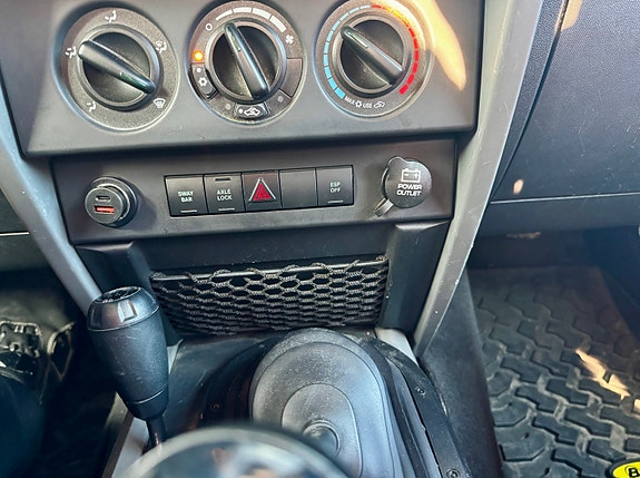 Jeep Wrangler 23 of 30