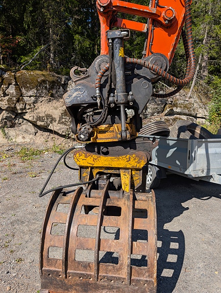 Hitachi ZX190LC-6 9 of 27