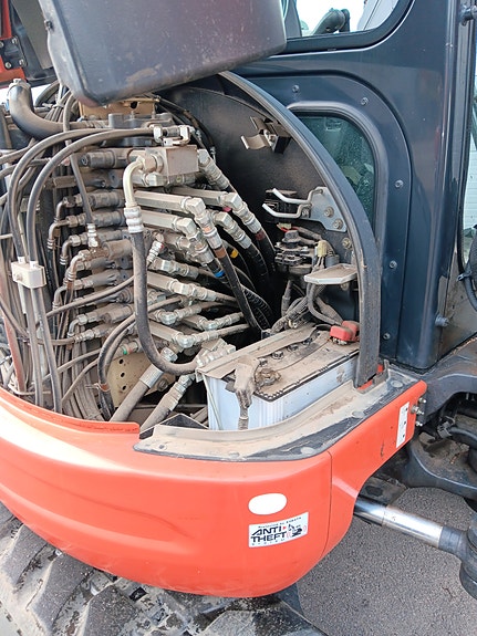 Kubota U48-4 LUX MVA. Fri 23 of 26