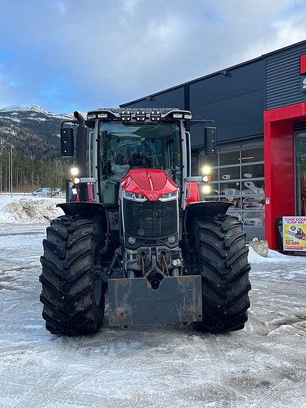 Massey Ferguson 8s 305 Dyna VT 2 of 9