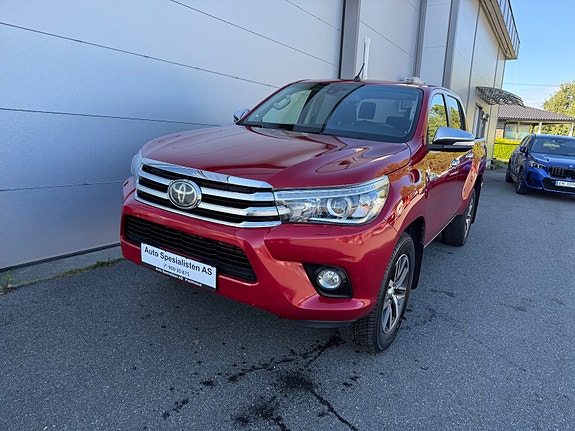 Toyota HiLux 4 of 30