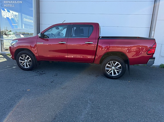 Toyota HiLux 8 of 30