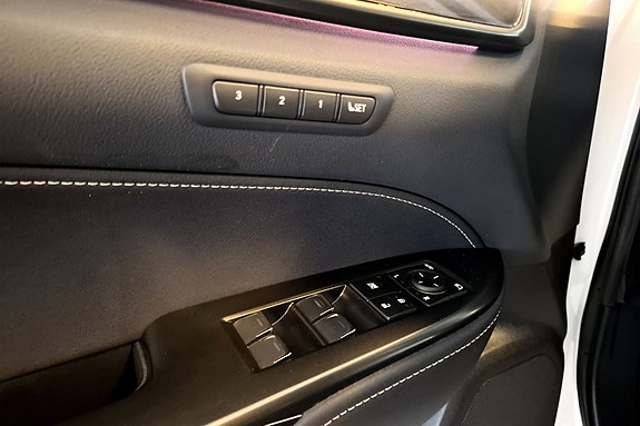 Lexus NX450h 10 of 22