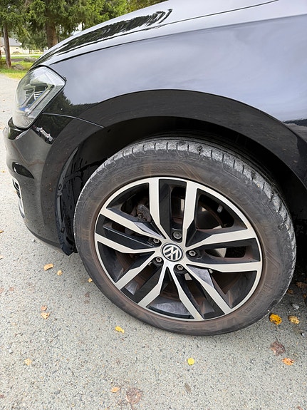 Volkswagen e-Golf VII 5 of 13