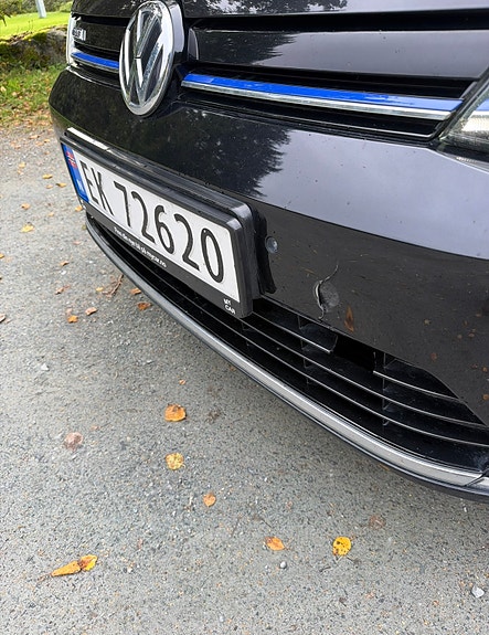 Volkswagen e-Golf VII 12 of 13