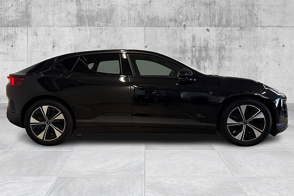 Polestar 4 6 of 28