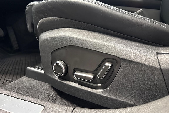 Polestar 4 15 of 28