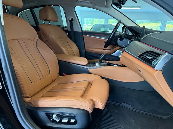 BMW 530e 26 of 30