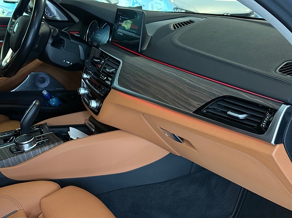 BMW 530e 29 of 30