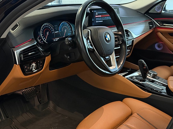 BMW 530e 12 of 30