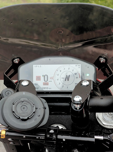 Ducati Hypermotard 950 6 of 9