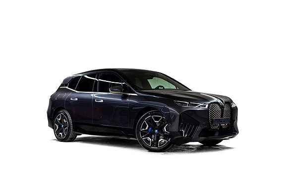 BMW iX 9 of 30