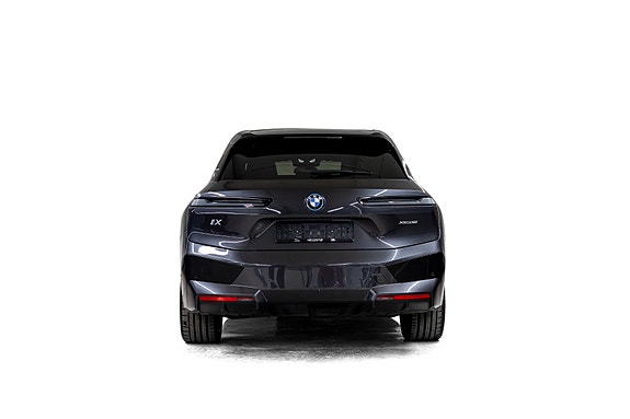 BMW iX 7 of 30