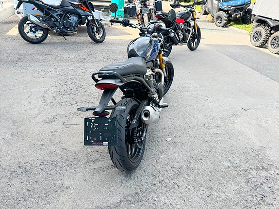 Triumph Speed 400 Caspian Blue Kampanje 6 of 10