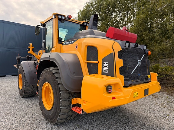 Volvo L110H 12 of 30