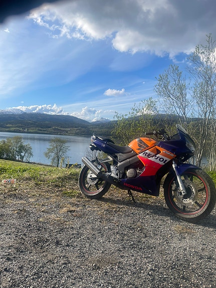 Honda CBR 125 R 2 of 6