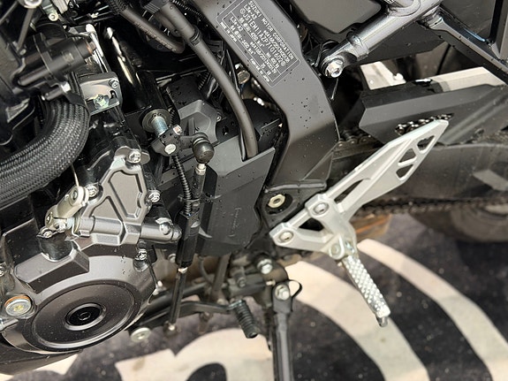 Suzuki GSX-8S // SERVICE-GARANTI// 15 of 22