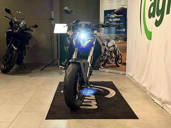 Suzuki GSX-8S // SERVICE-GARANTI// 19 of 22