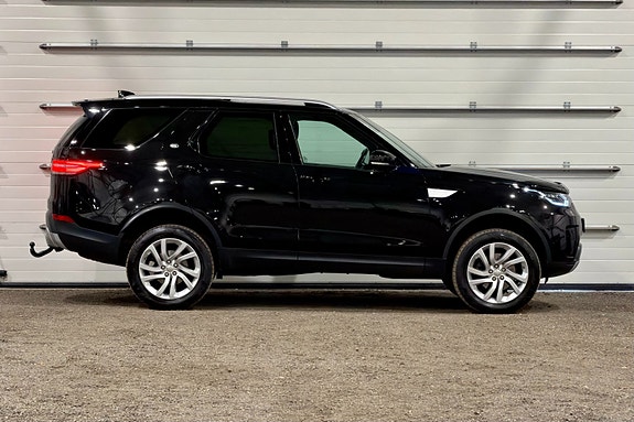 Land Rover Discovery 2 of 30
