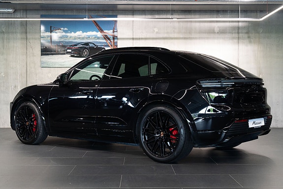 Porsche Macan 3 of 30