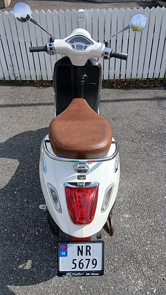 Vespa Primavera 50