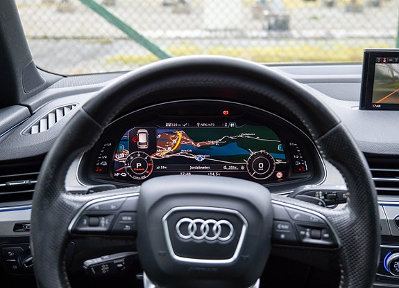 Audi Q7 24 of 30