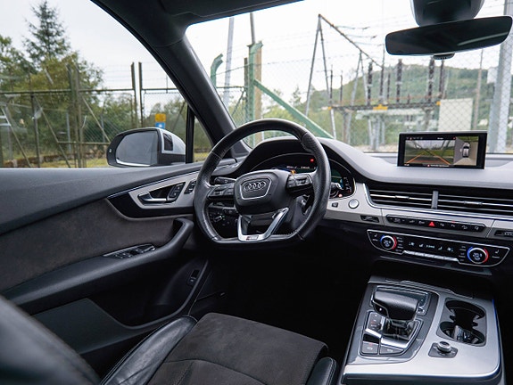 Audi Q7 18 of 30
