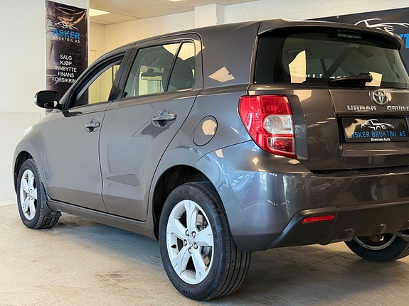Toyota Urban Cruiser 11 of 30
