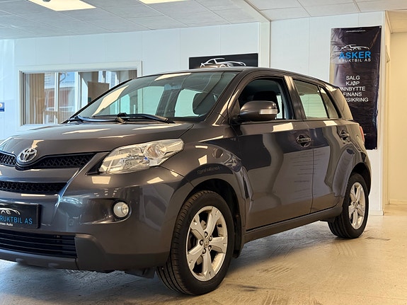 Toyota Urban Cruiser 6 of 30