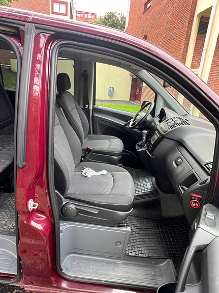 Mercedes-Benz Vito 113 4 of 8