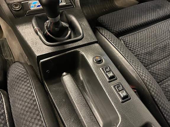 BMW 320i 20 of 30