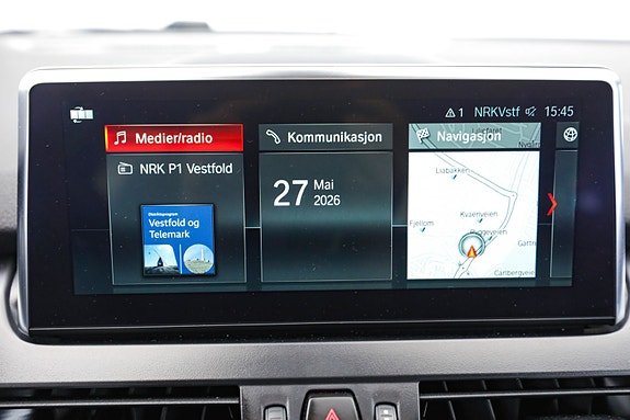 BMW 225xe 26 of 30