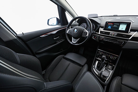 BMW 225xe 17 of 30